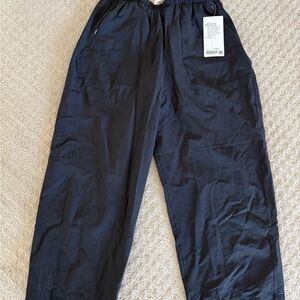 lululemon athletica Lightweight MR Barrel-Leg Crop pants